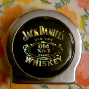 JaCk DaNiELs vintage mini tape measurer.